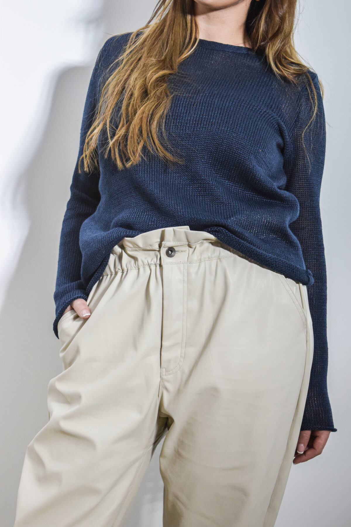 EGLESNA LUMA / Open Linen Knit Sweater in Night Blue