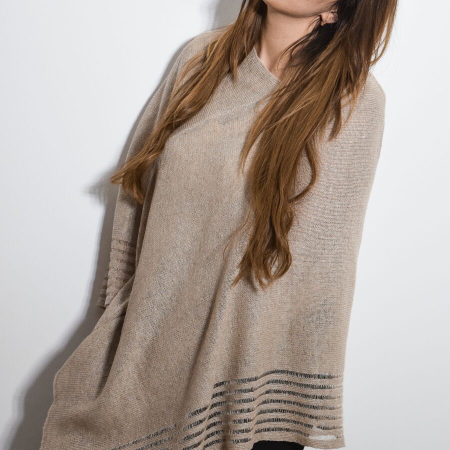 EGLESNA ADAH / Linen Draped Poncho in Natural Linen